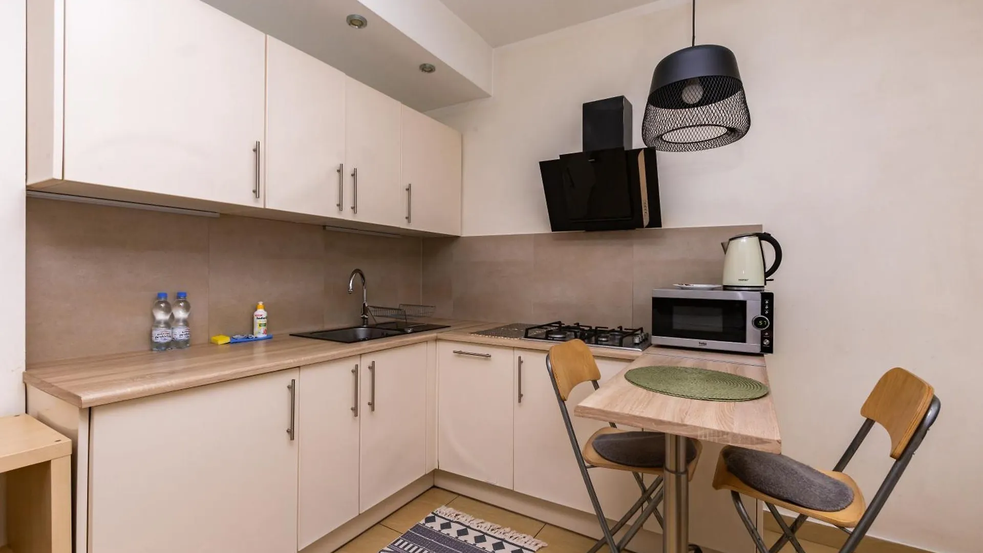 Gdansk Old Town Square Studio Apartment